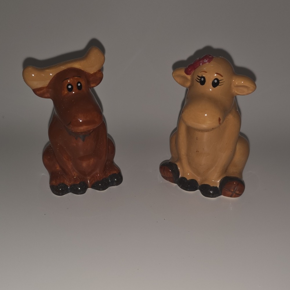 Ceramic Moose‎ & Cow Salt & Pepper Shakers Novelty Animal Set Collectible